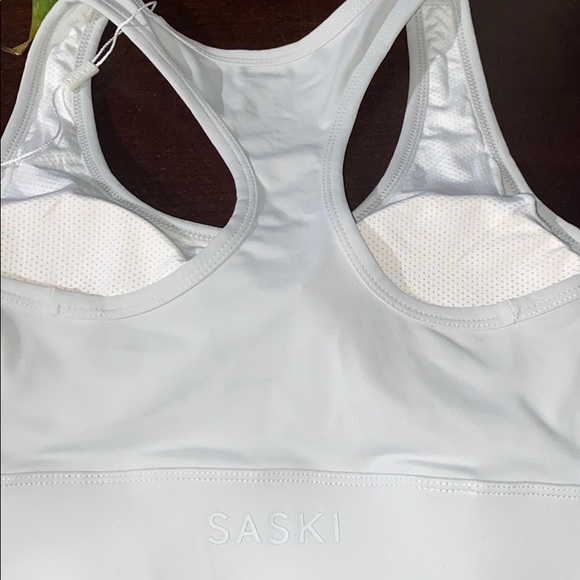 SASKI collection sports bra - Picture 3 of 4